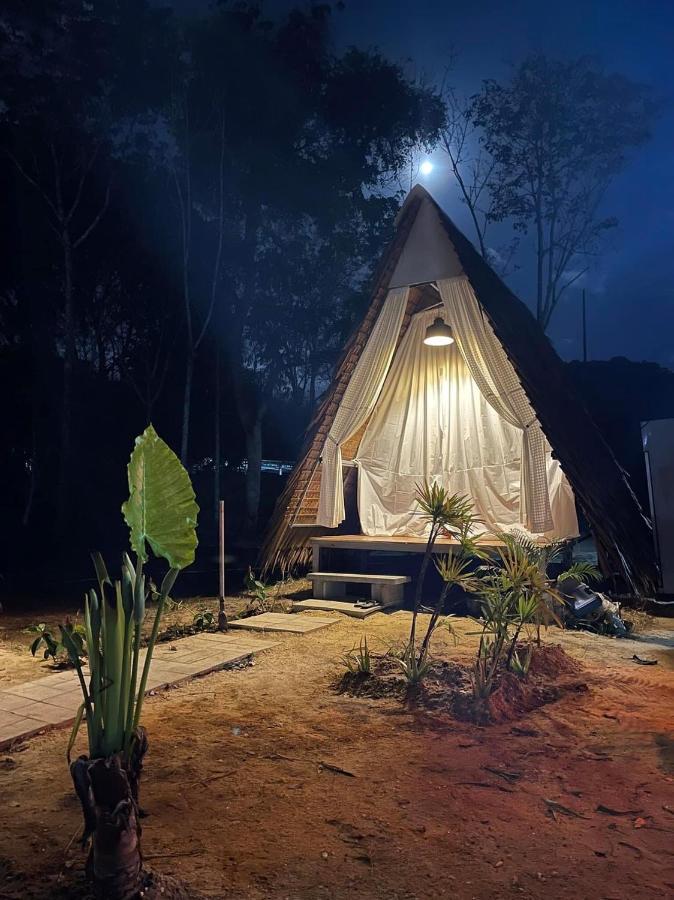 Готель Phuketairportcamping Ban Bo Sai Klang Екстер'єр фото