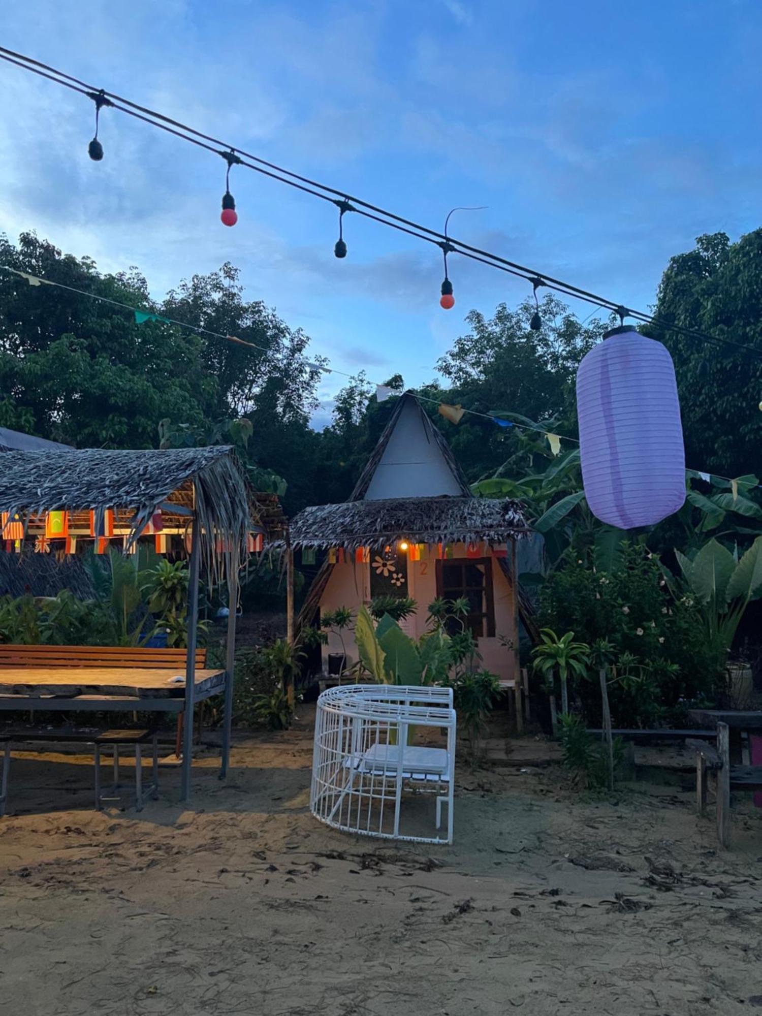 Готель Phuketairportcamping Ban Bo Sai Klang Екстер'єр фото